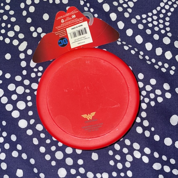 DC Comics for Pets Wonder Woman Star Logo Vinyl Dog Toy - Picture 3 of 5